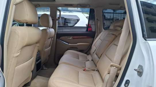 Toyota prado TZ KCB image 2