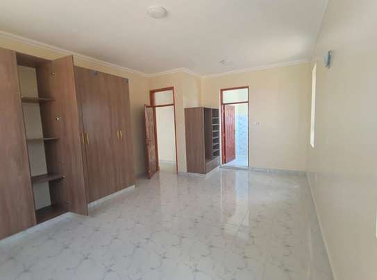 3 Bed House with En Suite in Kitengela image 1