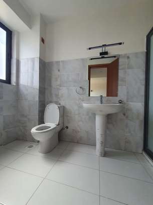2 Bed Apartment with En Suite at Getathuru Rd image 6