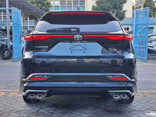 TOYOTA HARRIER image 3