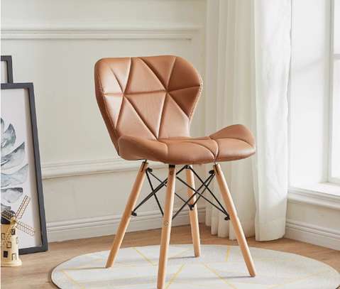 Dining Chair: Butterfly Leather Dining Eames Chair image 4