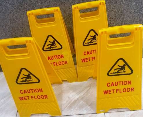 Caution Wet Floor image 1