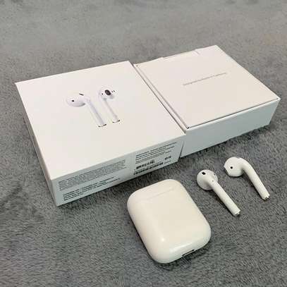 AirPods Replica With charging Case image 5