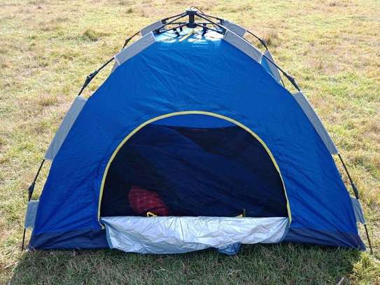 Automatic Foldable camping tent image 1