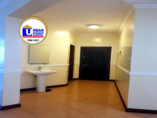 3 Bed Apartment with En Suite in Nyali Area image 3