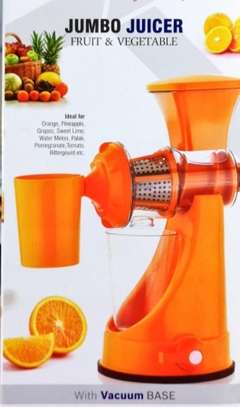 Signature Manual Jumbo Juicer For Fruit & Vegetable With Vacuum Base image 4