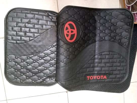 Toyota Floor mats for all five seater car image 1