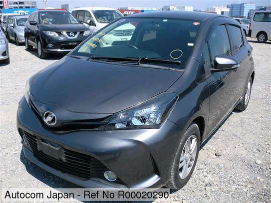Toyota Vitz newshape (coast motors) image 2
