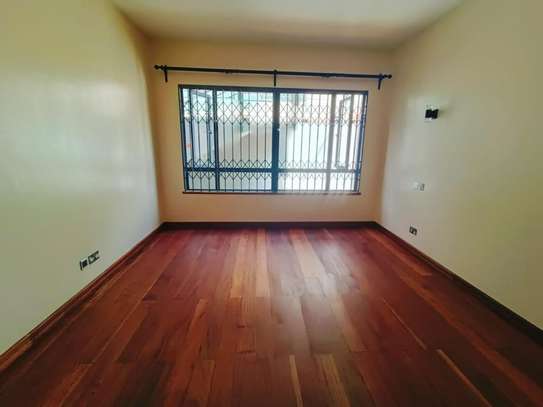 6 Bed Townhouse with En Suite in Kyuna image 13