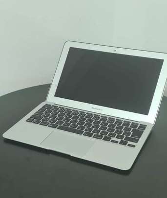 Apple MacBook Air 2011 image 4
