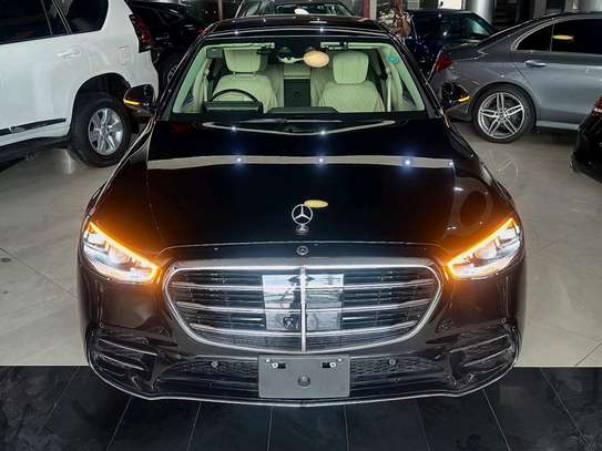 2022 Mercedes Benz S500 image 2