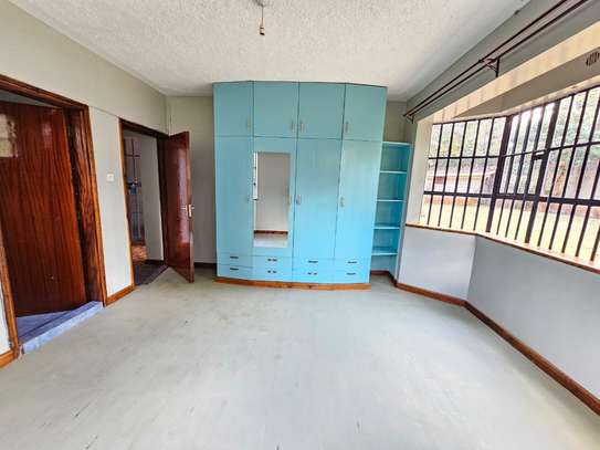 5 Bed House with En Suite at Muthaiga image 30