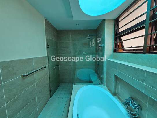 4 Bed House with En Suite in Kitisuru image 15