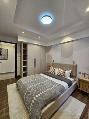 Serviced 3 Bed Apartment with En Suite at Parklands image 12