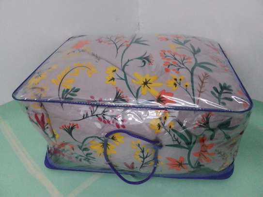 Warm and homely Duvet 4*6, Free delivery  across Nakuru city image 1