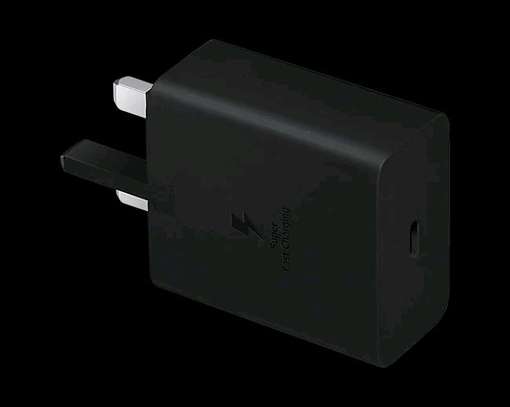 Samsung type C charging adapter image 3