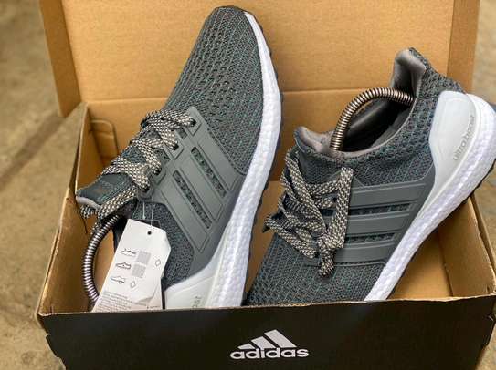 Adidas ultra 2025 boost 37