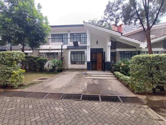 4 Bed Villa with En Suite at Lavington image 1