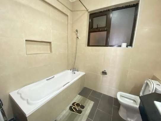Serviced 2 Bed Apartment with En Suite in Kilimani image 8