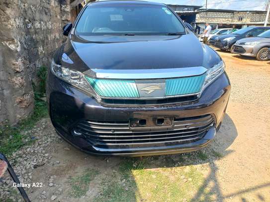 TOYOTA HARRIER NEW IMPORT. image 2