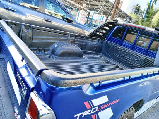 Toyota Hilux single cabin image 3