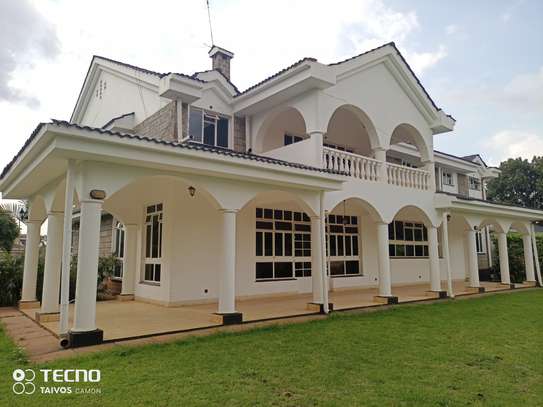 7 Bed House with En Suite at Benin Dr image 23