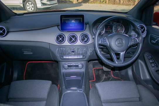2016 MERCEDES BENZ B180 RED COLOUR image 4