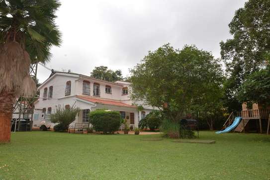 5 Bed Townhouse with En Suite in Lower Kabete image 1