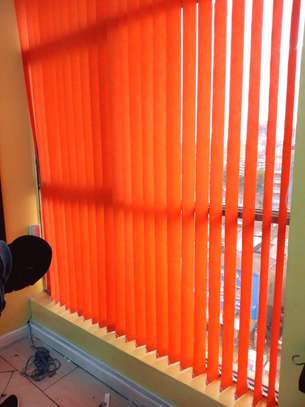 COLORFUL GLITTERING OFFICE BLINDS image 9