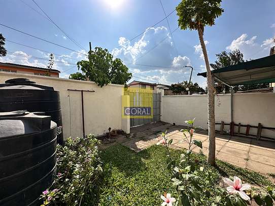 4 Bed House in Langata image 3