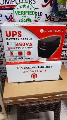 UPS LIGHTWAVE 650VA image 2