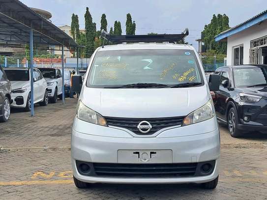Nissan NV200 Silver 2018 image 1