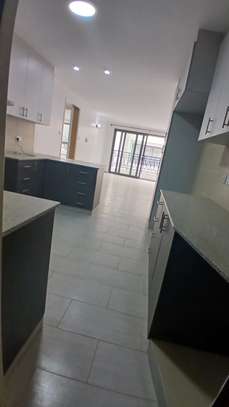 3 Bed Apartment with En Suite in Lavington image 10