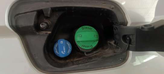 Volkswagen Tiguan TDI diesel engine 2018 2000cc image 6