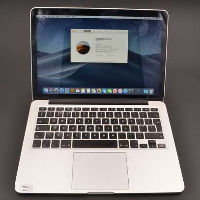 MacBook pro retina year 2015 image 1