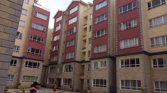 3 Bed Apartment with En Suite at City Park image 19