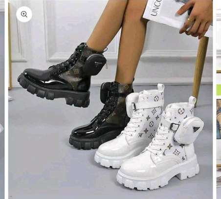 LV ladies boots : size 37__42 image 2