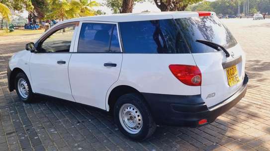 Nissan Advan 2012 White image 4