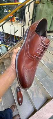 Genuine Leather Official Shoes
38 to 45
Low Cuts Ksh.4500
Boots Ksh.4999 image 1