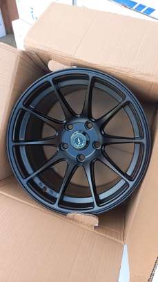 Size 16 offset rim for Toyota Rush image 1