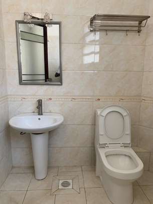 2 bedroom apartment master ensuite with a Dsq image 8