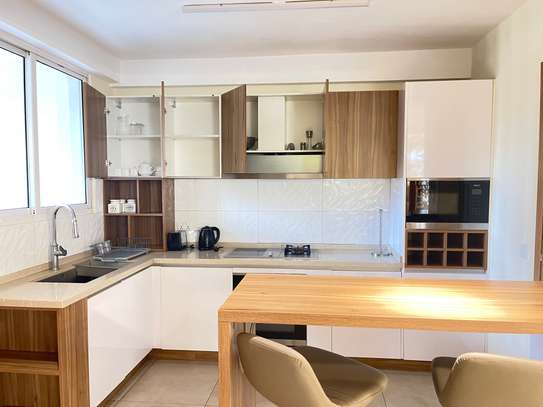 Serviced 2 Bed Apartment with En Suite in Kilimani image 19