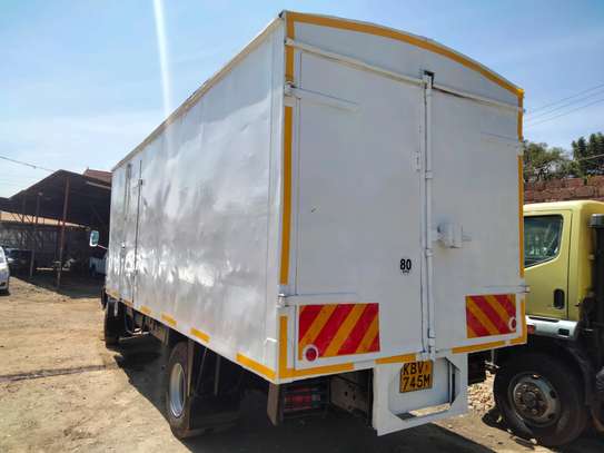 MITSUBISHI FH 215 TRUCK image 5