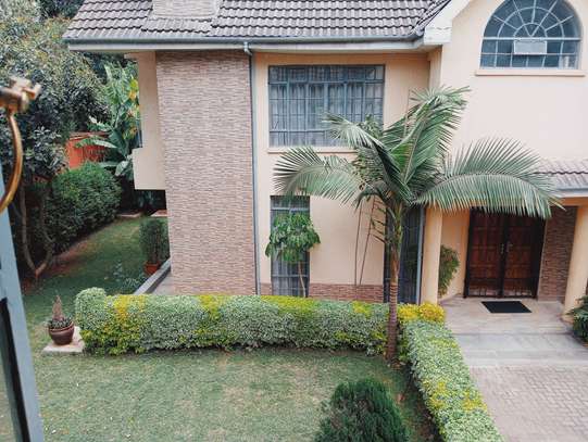 5 Bed Townhouse with En Suite at Convent Road image 10