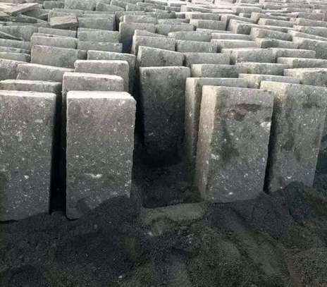 Hand cut/ Machine cut stones & Hardcores image 7