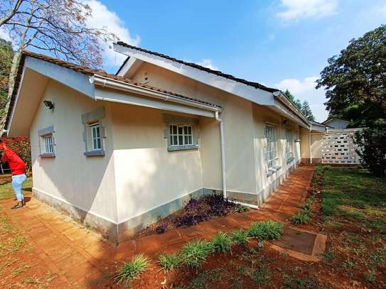 4 Bed House with En Suite at Rosslyn image 26