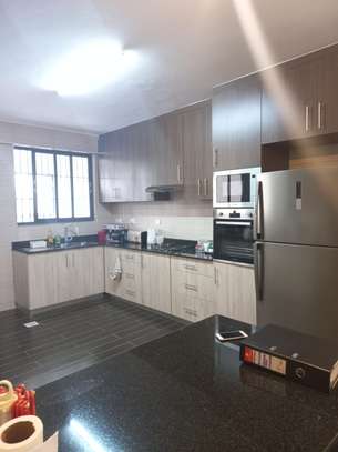 3 Bed Apartment with En Suite in General Mathenge image 6