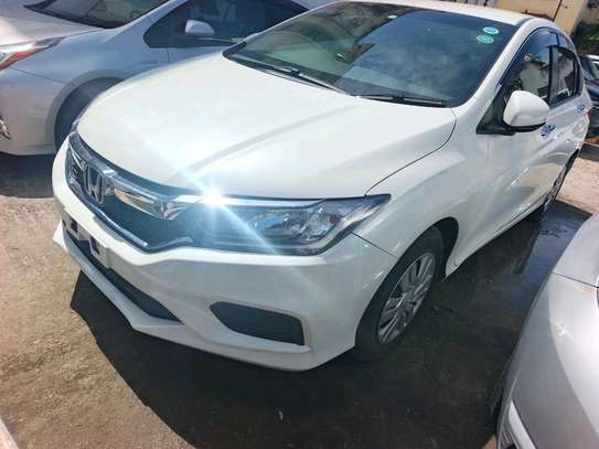 Honda Grace non hybrid image 6