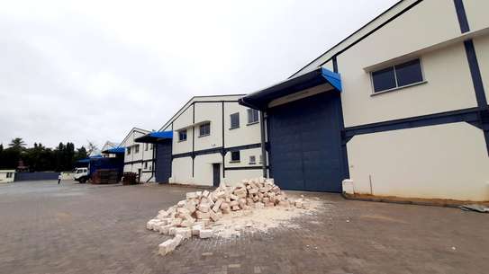 6,500 ft² Warehouse  in Mtwapa image 1