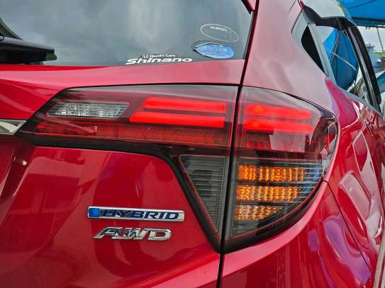 HONDA VEZEL HYBRID AWD image 13